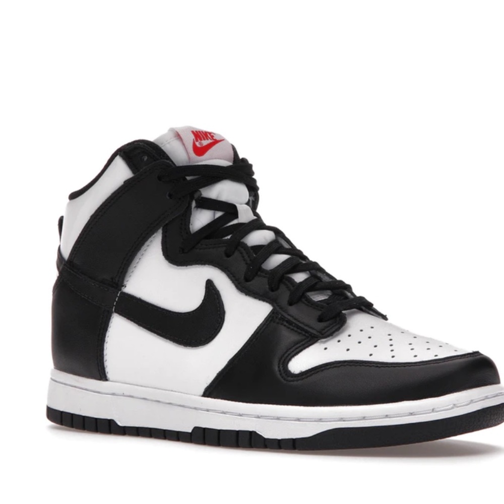 Barely worn Nike High Dunk W size 9